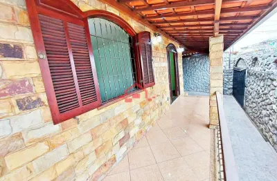 Casa para alugar com 3 quartos, suíte e 4 vagas no bairro eldorado em contagem/mg