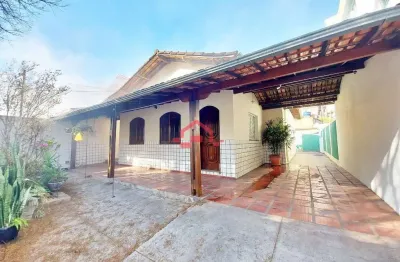 Casa à venda com 2 quartos, suíte, copa reversível e 3 vagas no bairro padre eustáquio – belo horiz