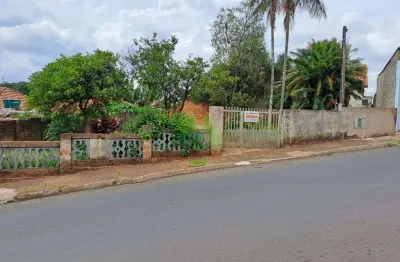 Casa com 3 quartos à venda na Vila Maria, Botucatu 