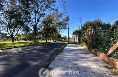 Casa com 3 dormitórios disponível para locação anual – casa mobiliada, espaçosa e cheia de conforto!