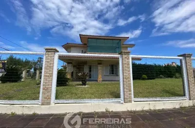 Venda de lindissima casa com 5 dormitórios, piscina, a poucas quadras do mar em tramandaí !