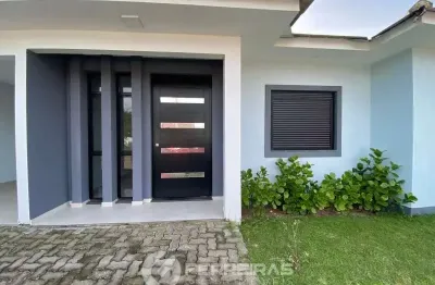 Venda de linda casa com 3 dormitórios e uma linda suíte em nova tramandaí.