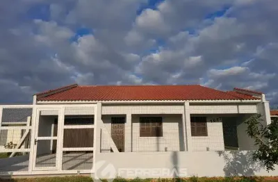 Linda casa de 3 dormitórios, proximo ao mar no bairro presidente em imbe