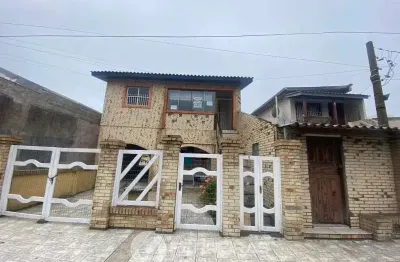 Apartamento com 2 quartos para alugar na Tirolesa, Tramandaí 