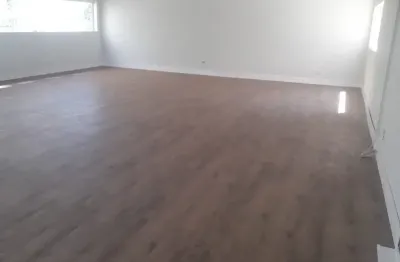 Sala comercial com 1 sala para alugar na Rua Carlos Gomes, Centro, Araçatuba