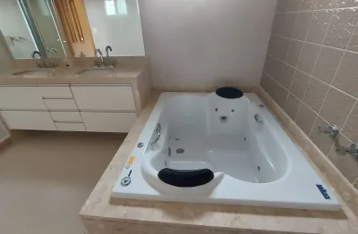 Apartamento com 4 quartos à venda na Rua Bandeirantes, 1264, Centro, Araçatuba