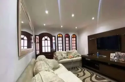 Sobrado à venda, 2 quartos, 6 vagas, Jardim Beatriz - Taboão da Serra/SP