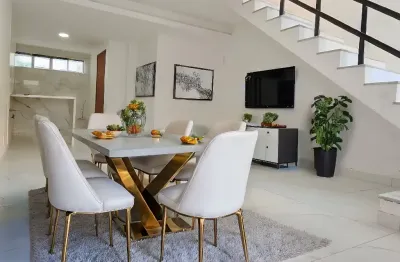 Casa em condomínio fechado com 2 quartos à venda na Rua Porto Velho, Novo Horizonte, Macaé