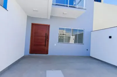 Casa nova com três quartos para venda no bairro Jardim Vitória!