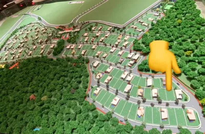 Jardins amsterdã* qd. 7 lt. 15 área: 360,44 mts² lote diferenciado: - afastado da rodovia - próximo da mata - excelente vista - leve aclive para a rua   *baixou para vender*
