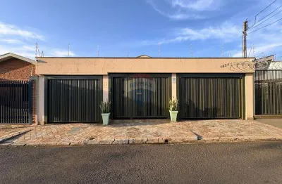Casa com 3 quartos à venda na Rua Dom Pedro II, 1857, Campos Elíseos, Ribeirão Preto