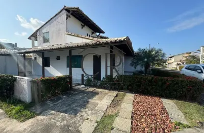 Linda casa em condomínio com super infraestrutura de lazer!!