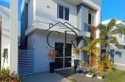 Excelente casa em condomínio fechado com ótima infraestrutura!