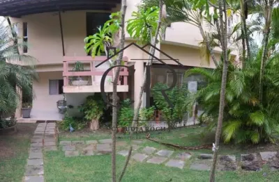 Excelente casa no miragem com uma mega área externa!