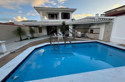 Super imponente, arquitetura moderna, no coração de vilas do atlântico!