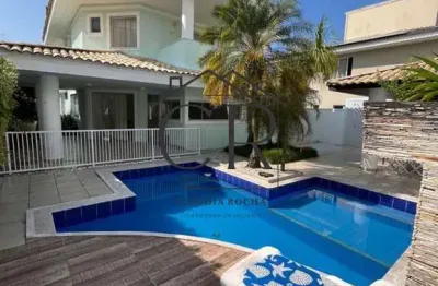 Maravilhosa casa em condomínio ao lado de vilas do atlântico!