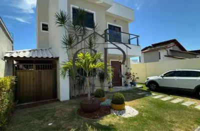 Linda casa em condomínio com super infraestrutura de lazer e portaria 24h!