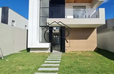 Maravilhosa casa com 3 suítes em condomínio com total infraestrutura!