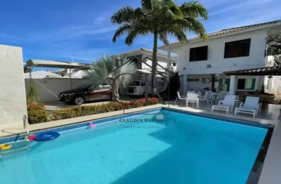 Casa em vilas do atlântico próxima a praia, com 4 suítes!