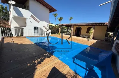 Oportunidade ímpar, duas casas em uma, lote de 1.200m², próximo a praia de jauá!