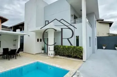 Excelente casa em condomínio fechado ao lado de vilas do atlântico!