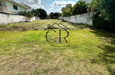 Terreno em condomínio fechado à venda na Rua Guarajuba, Alphaville (Abrantes), Camaçari