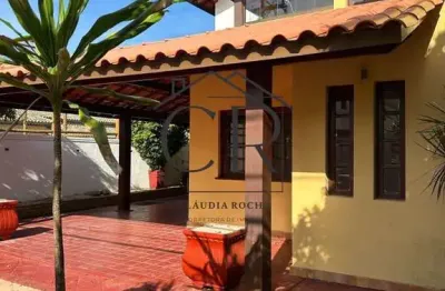 Excelente casa em condomínio com portaria 24h, mega infraestrutura de lazer!