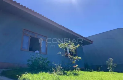 Casa com 3 quartos para locação no petrópolis por r$3.900,00 + taxas