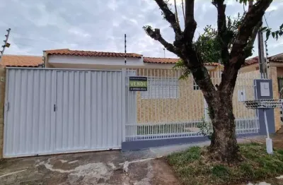 Casa com 3 quartos à venda na Rua das Seringueiras, 660, Parque das Bandeiras, Maringá