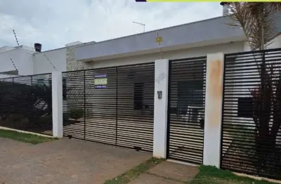 Casa com 3 quartos para alugar na rua pioneiro antônio planas, 145, parque avenida, maringá, 99 m2 por r$ 2.500