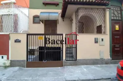 Casa com 2 quartos à venda na rua silva castro, copacabana, rio de janeiro, 102 m2 por r$ 1.379.999