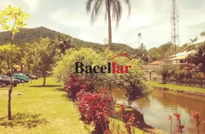 Terreno em condomínio fechado à venda na estrada da caneca fina, caneca fina, guapimirim, 375 m2 por r$ 135.000