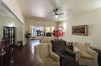 Ótima localização! apartamento à venda no posto 4 com 3 quartos com 1 vaga na escritura.