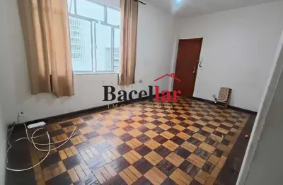 Apartamento com 2 quartos para alugar na Rua Aristides Caire, Méier, Rio de Janeiro