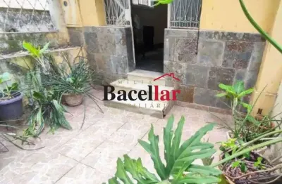 Apto. Tipo Casa com 3 Quartos, Área externa à Venda na Tijuca!!! Metrô Uruguai!!! rj