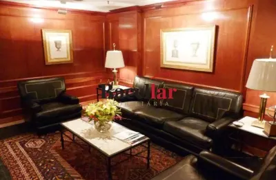 Sala comercial para alugar na Avenida Ataulfo de Paiva, Leblon, Rio de Janeiro