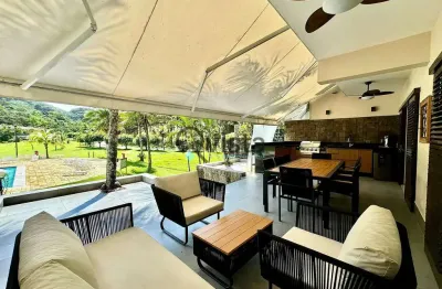 Sobrado à venda na enseada no guarujá | qvista inteligencia imobiliário