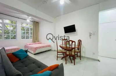 Kitnet 1 quadra do mar, 1 dormitório à venda na pitangueiras no guarujá | qvista inteligência imobi