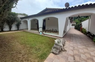 Casa com 3 quartos à venda na Rua Gerônimo Lopes Agria, 232, Jardim Guaiuba, Guarujá