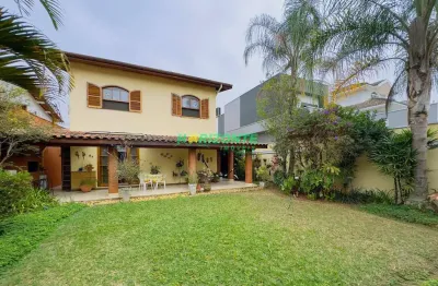 Casa em condomínio  à venda com 5 dormitórios, 360m² de terreno e 273m² de construção no bairro jar