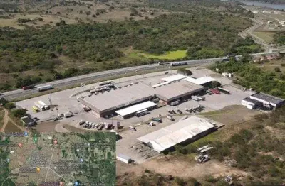 A venda um imóvel comercial (concessionaria) na cidade de feira de santana b/a.