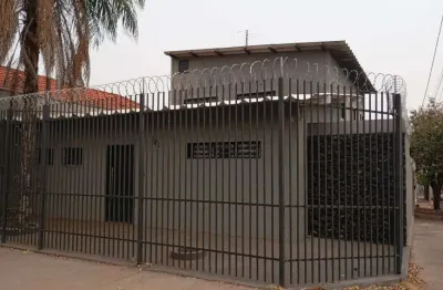 A venda um imóvel comercial com 242 metros quadrados na vila anchieta - são josé do rio preto - sp