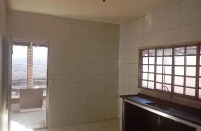 Uma casa á venda com 03 dormitórios no bairro cristo rei, são jose do rio preto s/p.
