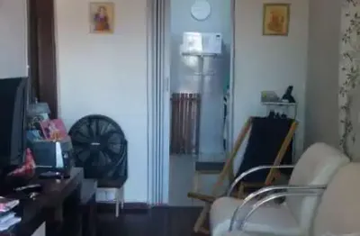 Casa para Venda em Niterói, Engenhoca, 2 dormitórios, 1 banheiro, 1 vaga