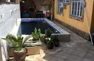 Casa para Venda em São Gonçalo, Trindade, 3 dormitórios, 2 banheiros, 2 vagas