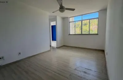 Apartamento para Venda em Niterói, Santa Rosa, 2 dormitórios, 1 banheiro, 1 vaga