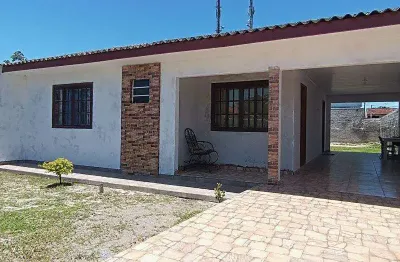 Ref.:r-021 - residência, a poucos metros da praia, no balneário caravelas em matinhos - pr