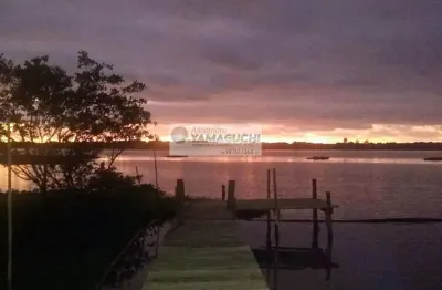Chácara/rancho ideal para quem gosta de pescar e curtir a natureza com fundos para o mar pequeno/rio ribeira de iguape