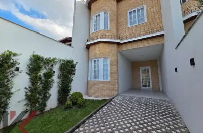 Casa com 3 quartos à venda em água verde, blumenau , 137 m2 por r$ 930.000