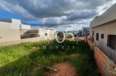Terreno à venda no condomínio lagos d' icarai com 310m² de terreno, numa ótima localização no condomínio.